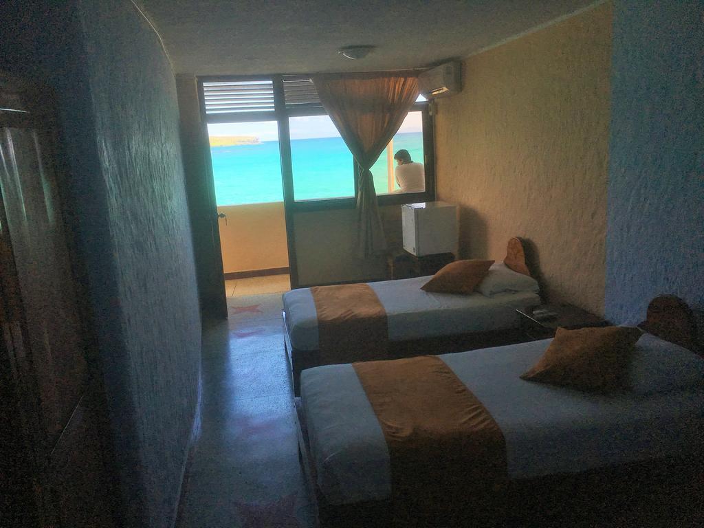 Hostal Estrella De Mar Puerto Ayora  Room photo