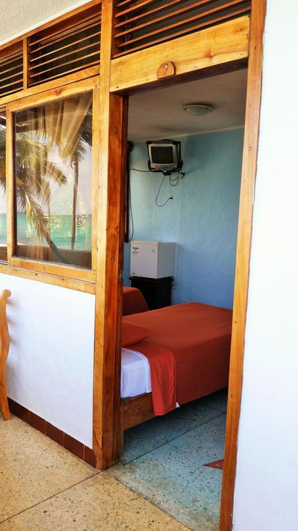 Hostal Estrella De Mar Puerto Ayora  Room photo