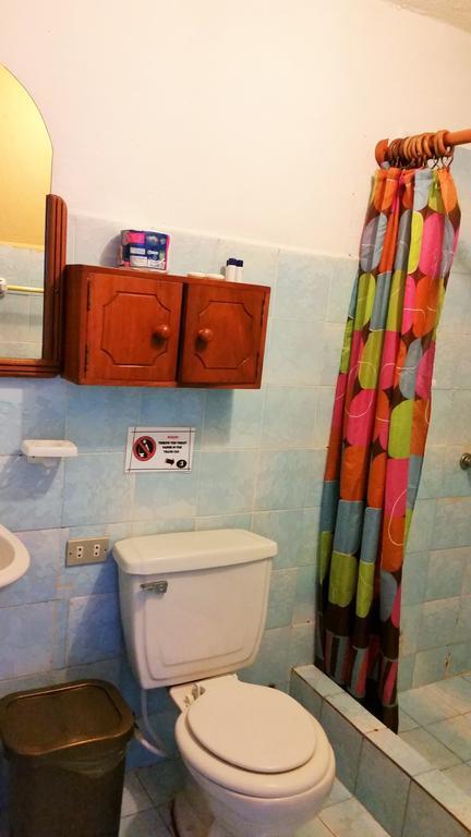 Hostal Estrella De Mar Puerto Ayora  Room photo